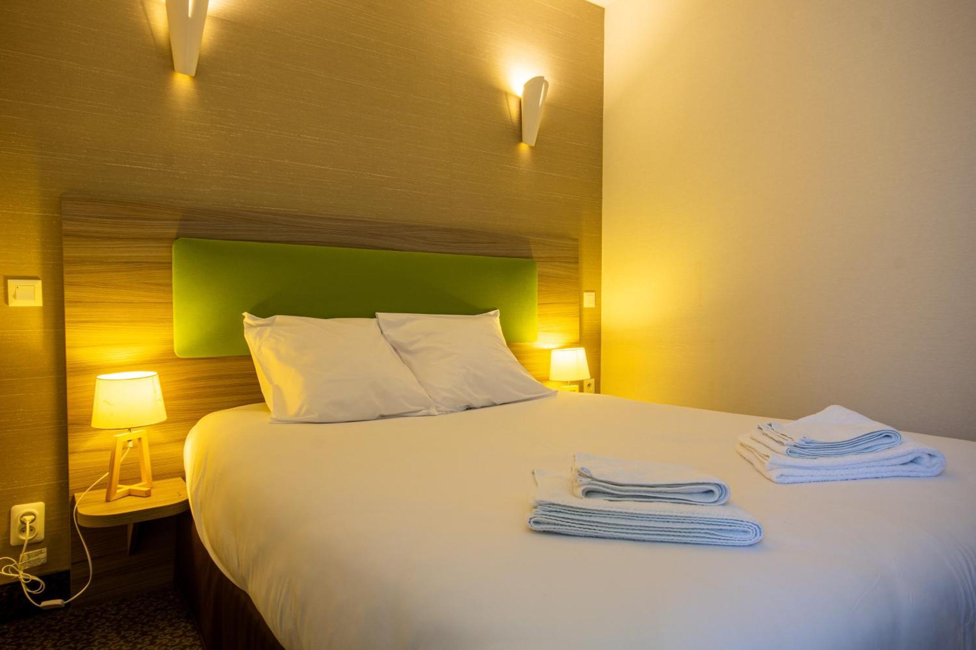 Hotel De La Gare Troyes Centre Екстер'єр фото